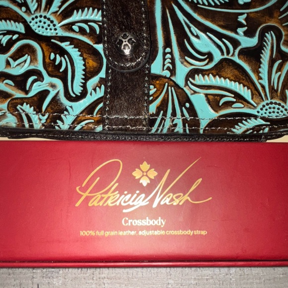 🐬Patricia Nash Venezia Tooled Crossbody Bag - Picture 3 of 10